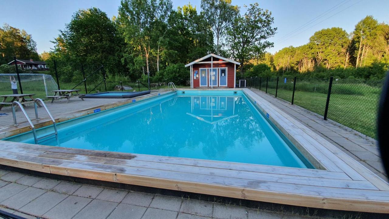 Fritidshus Rostockvaegen 40B - Guest House - Bring Own Bed Sheets Norrtälje Exterior photo